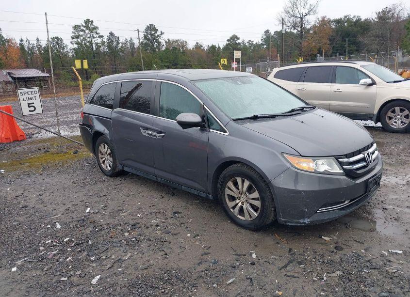 2016 Honda Odyssey EX-L (VIN 5FNRL5H6XGB077037) main photo