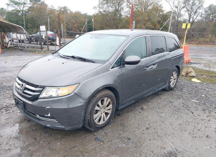 Photo 2 of 2016 Honda Odyssey EX-L (VIN 5FNRL5H6XGB077037)