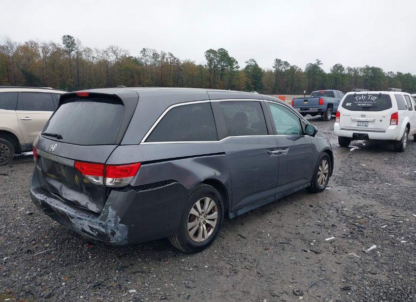 Photo 4 of 2016 Honda Odyssey EX-L (VIN 5FNRL5H6XGB077037)