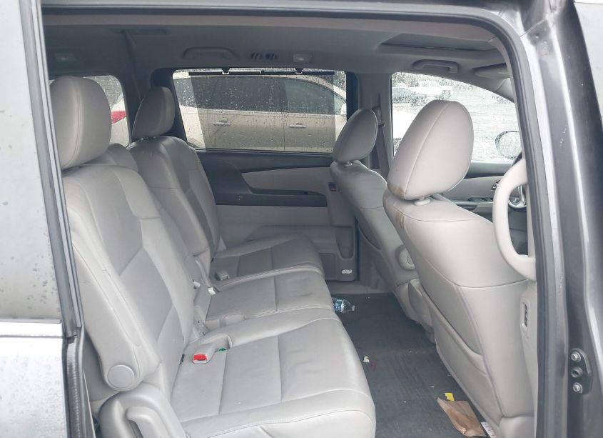 Photo 8 of 2016 Honda Odyssey EX-L (VIN 5FNRL5H6XGB077037)