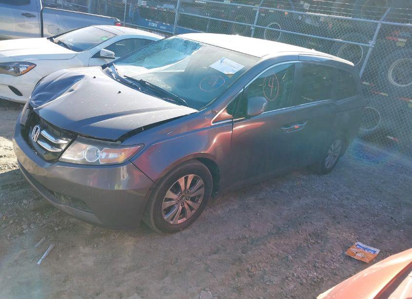 Photo 2 of 2016 Honda Odyssey EX-L (VIN 5FNRL5H6XGB084330)