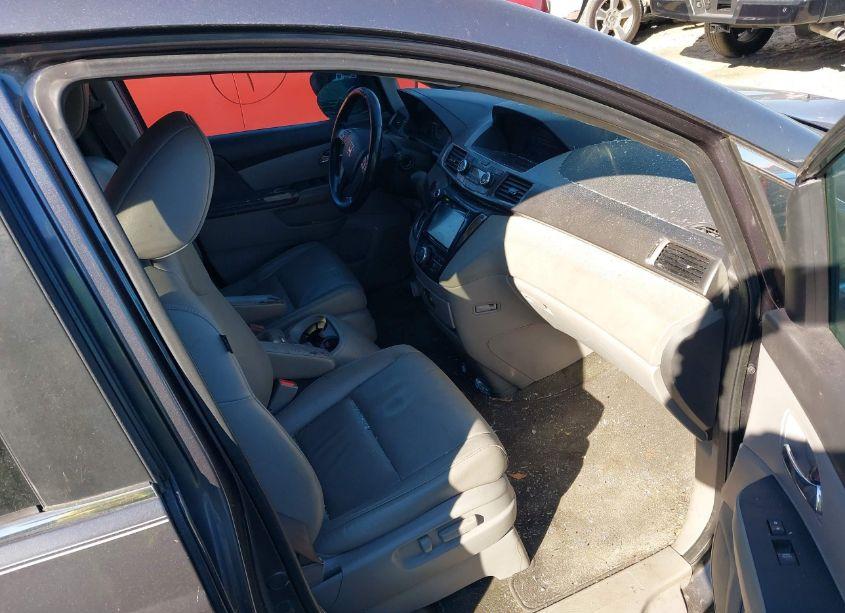 Photo 5 of 2016 Honda Odyssey EX-L (VIN 5FNRL5H6XGB084330)