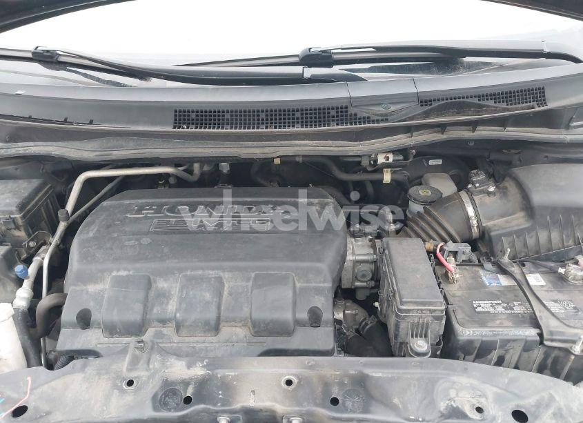 Photo 10 of 2016 Honda Odyssey EX-L (VIN 5FNRL5H6XGB103636)