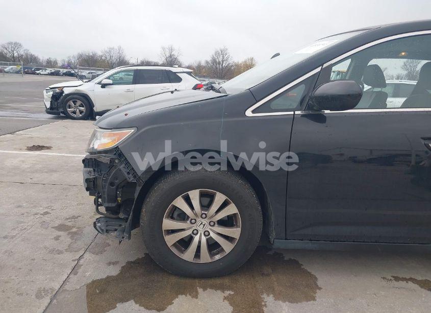 Photo 12 of 2016 Honda Odyssey EX-L (VIN 5FNRL5H6XGB103636)