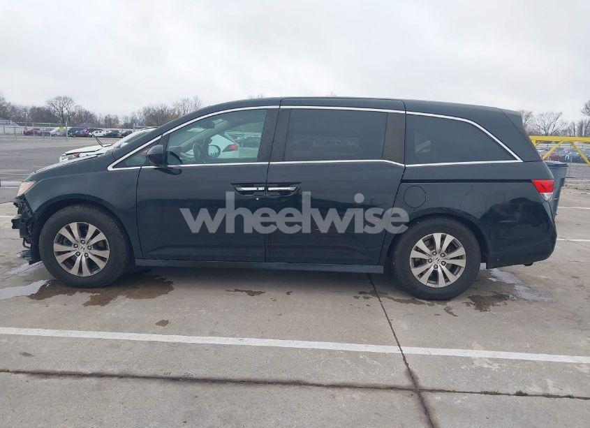 Photo 15 of 2016 Honda Odyssey EX-L (VIN 5FNRL5H6XGB103636)