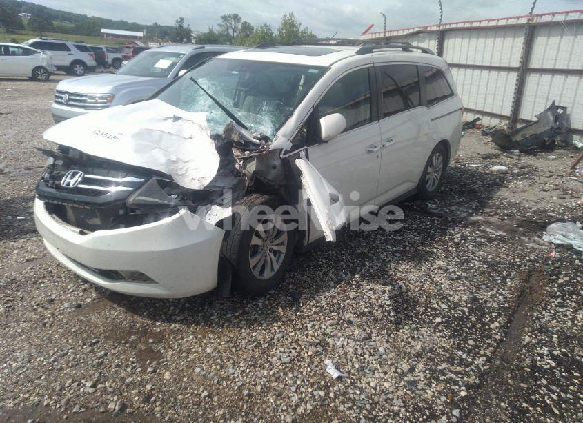 Photo 2 of 2016 Honda Odyssey EX-L (VIN 5FNRL5H6XGB105323)