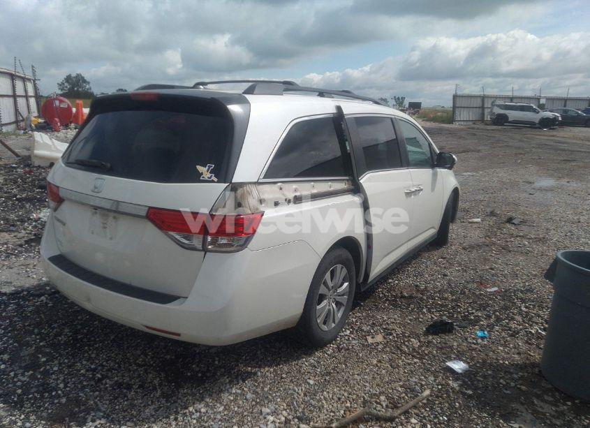 Photo 4 of 2016 Honda Odyssey EX-L (VIN 5FNRL5H6XGB105323)