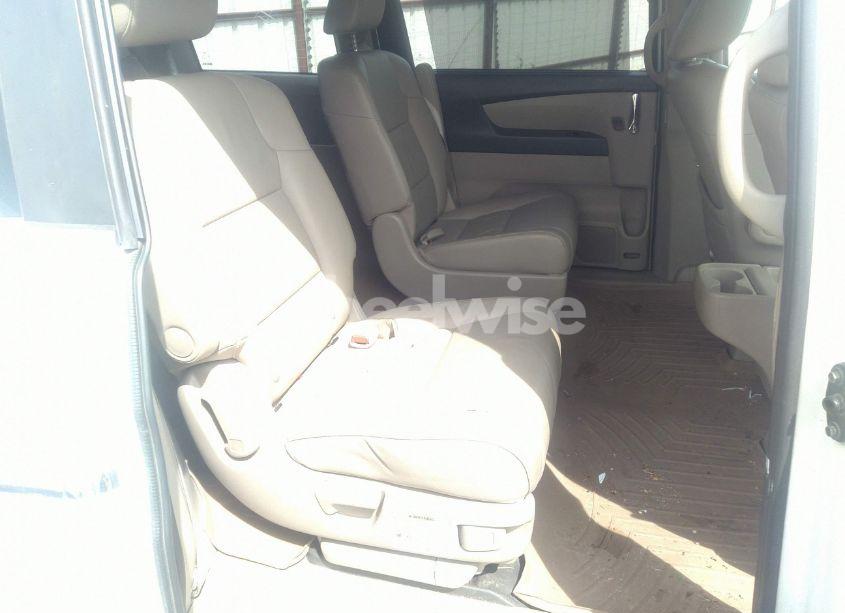 Photo 8 of 2016 Honda Odyssey EX-L (VIN 5FNRL5H6XGB105323)