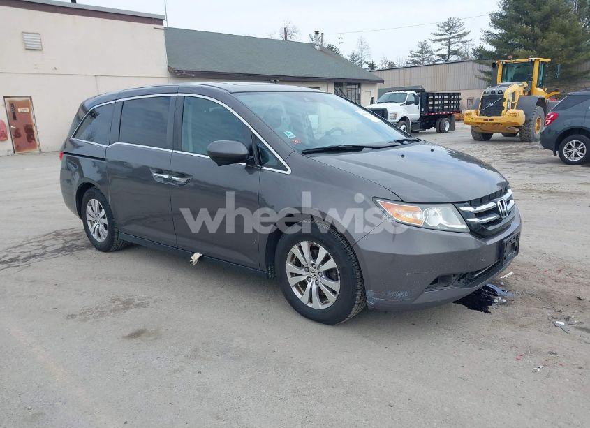2016 Honda Odyssey EX-L (VIN 5FNRL5H6XGB106486) main photo