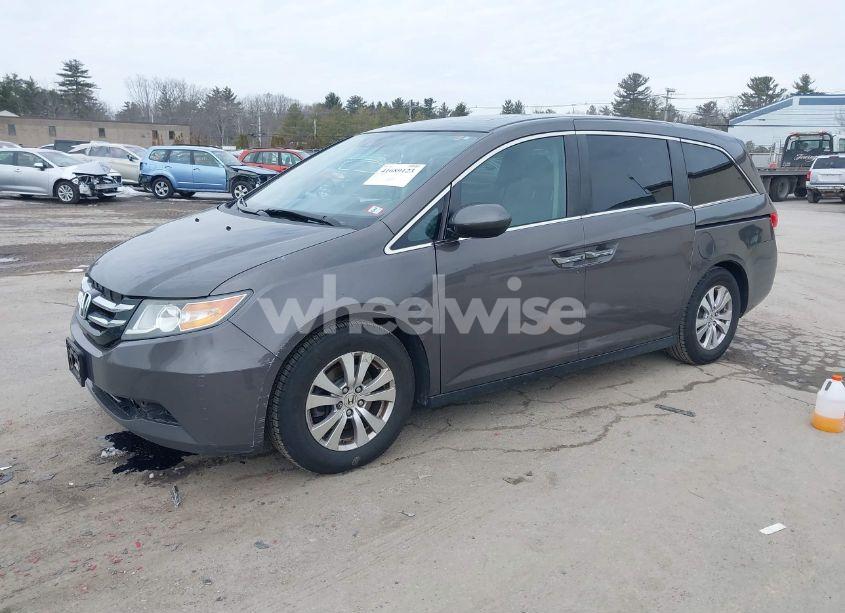 Photo 2 of 2016 Honda Odyssey EX-L (VIN 5FNRL5H6XGB106486)