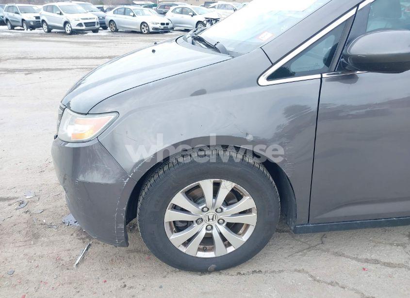 Photo 6 of 2016 Honda Odyssey EX-L (VIN 5FNRL5H6XGB106486)