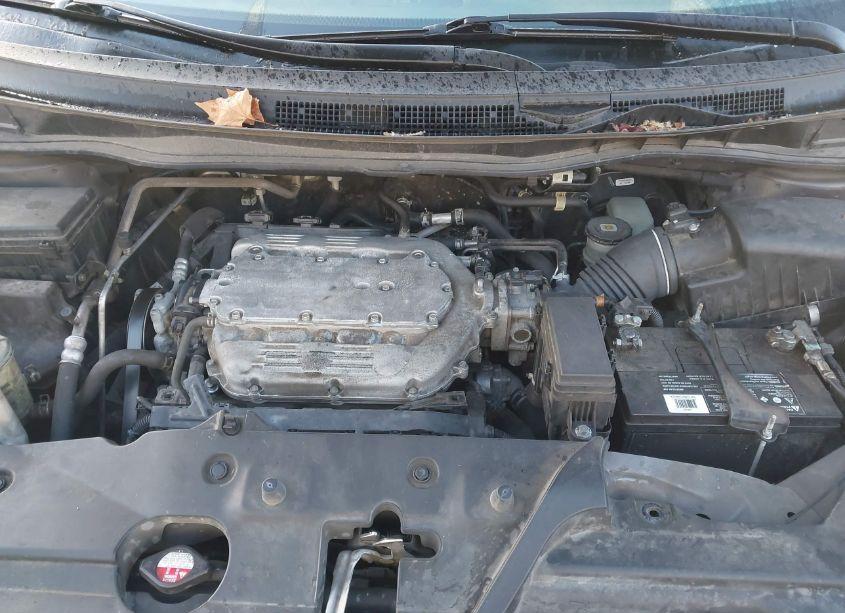 Photo 10 of 2016 Honda Odyssey EX-L (VIN 5FNRL5H6XGB109405)