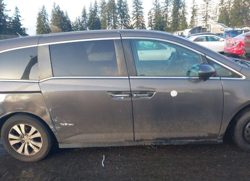 Photo 13 of 2016 Honda Odyssey EX-L (VIN 5FNRL5H6XGB109405)