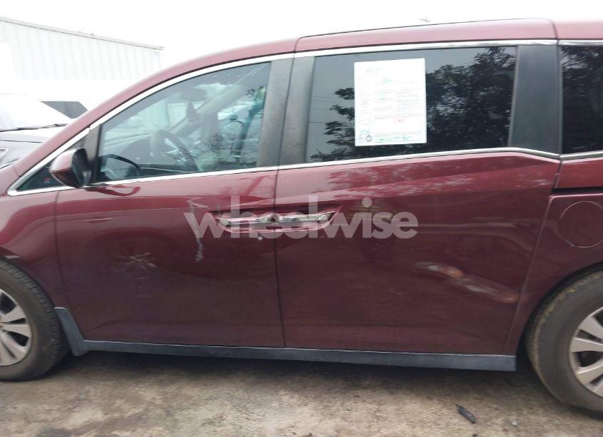 Photo 15 of 2017 Honda Odyssey EX-L (VIN 5FNRL5H6XHB014084)