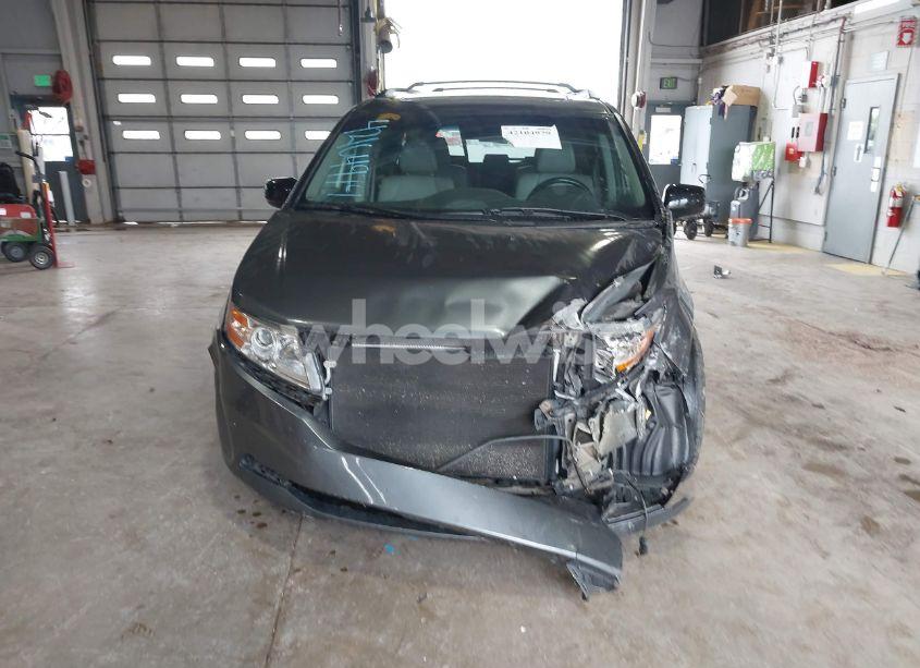 Photo 13 of 2011 Honda Odyssey TOURING/TOURING ELITE (VIN 5FNRL5H90BB025855)
