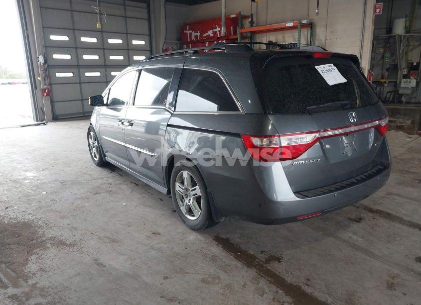 Photo 3 of 2011 Honda Odyssey TOURING/TOURING ELITE (VIN 5FNRL5H90BB025855)