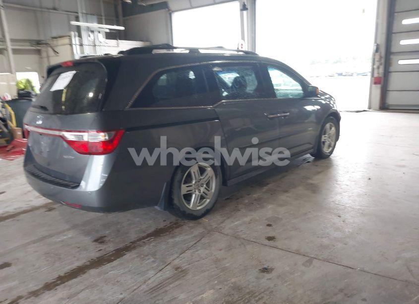 Photo 4 of 2011 Honda Odyssey TOURING/TOURING ELITE (VIN 5FNRL5H90BB025855)