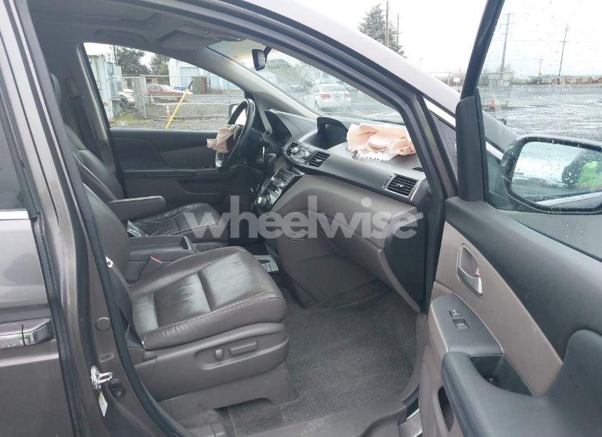 Photo 5 of 2011 Honda Odyssey TOURING/TOURING ELITE (VIN 5FNRL5H90BB034247)