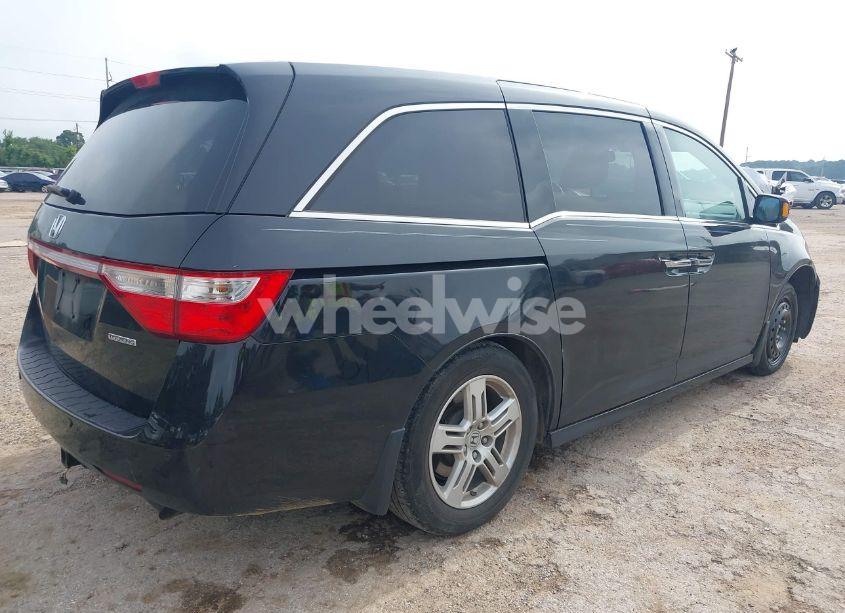 Photo 4 of 2011 Honda Odyssey TOURING/TOURING ELITE (VIN 5FNRL5H90BB070472)