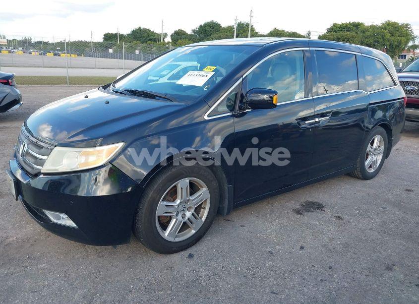 Photo 2 of 2012 Honda Odyssey TOURING/TOURING ELITE (VIN 5FNRL5H90CB035965)