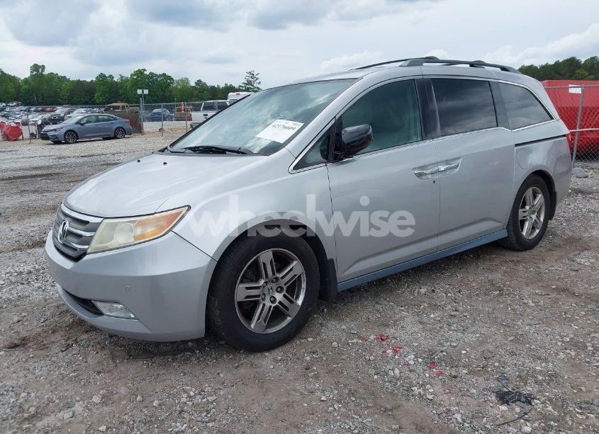 Photo 2 of 2012 Honda Odyssey TOURING/TOURING ELITE (VIN 5FNRL5H90CB083157)