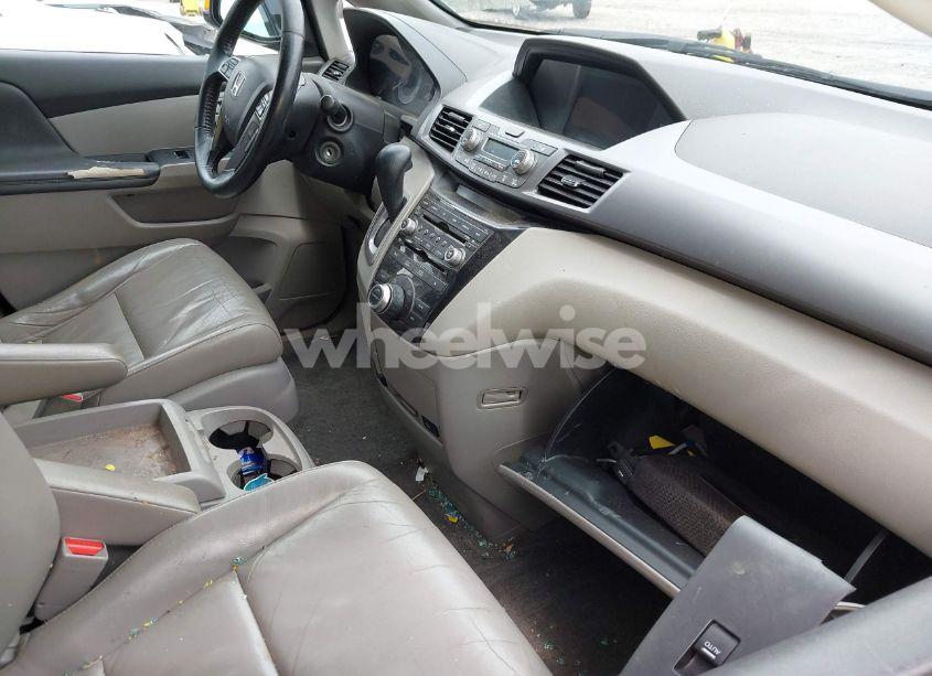 Photo 5 of 2012 Honda Odyssey TOURING/TOURING ELITE (VIN 5FNRL5H90CB083157)