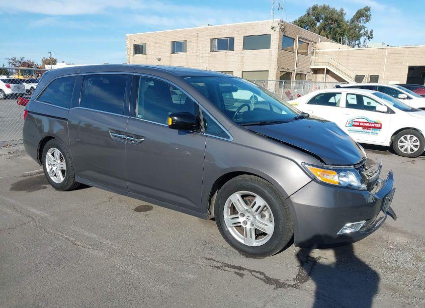 2013 Honda Odyssey TOURING/TOURING ELITE (VIN 5FNRL5H90DB072483) main photo