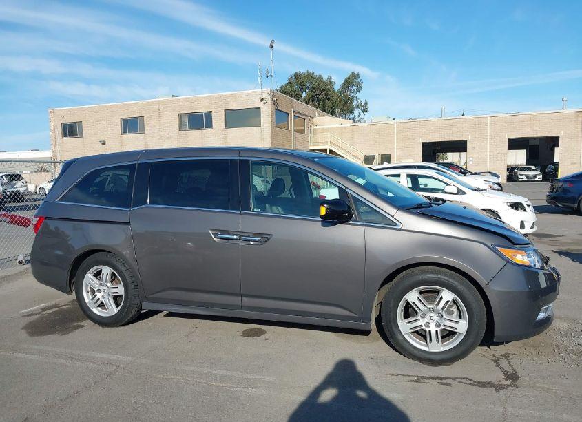Photo 13 of 2013 Honda Odyssey TOURING/TOURING ELITE (VIN 5FNRL5H90DB072483)