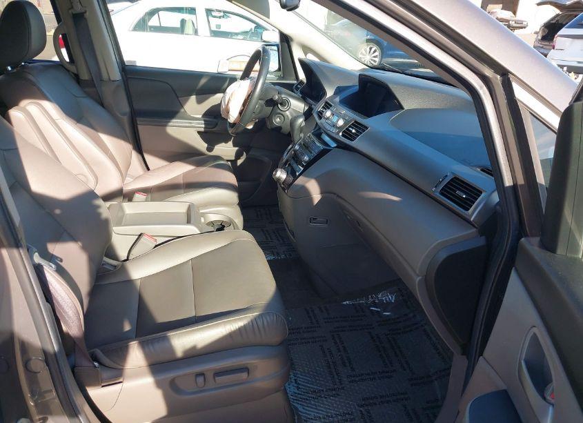 Photo 5 of 2013 Honda Odyssey TOURING/TOURING ELITE (VIN 5FNRL5H90DB072483)