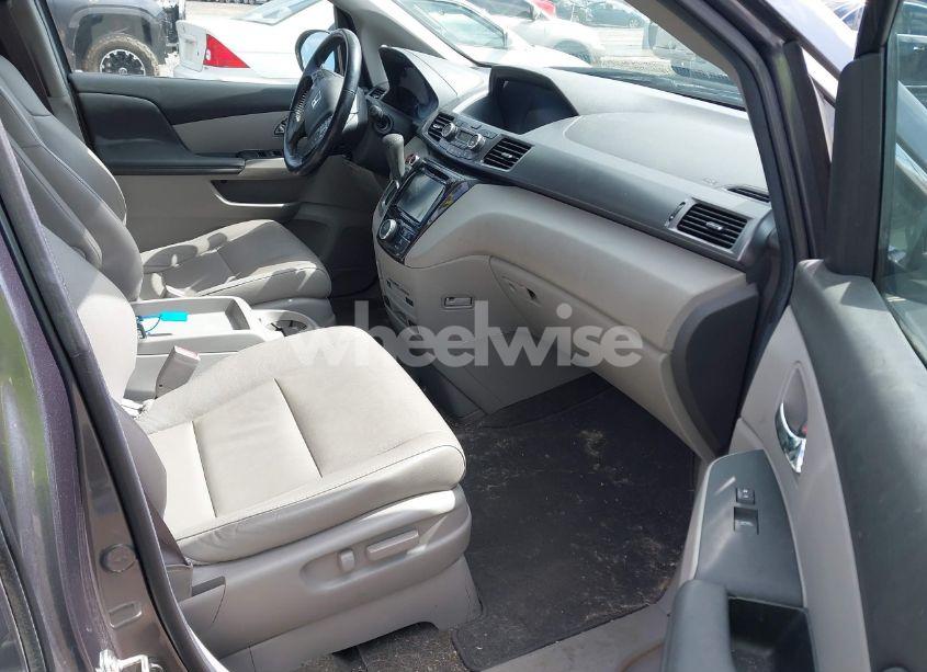 Photo 5 of 2014 Honda Odyssey TOURING/TOURING ELITE (VIN 5FNRL5H90EB032874)