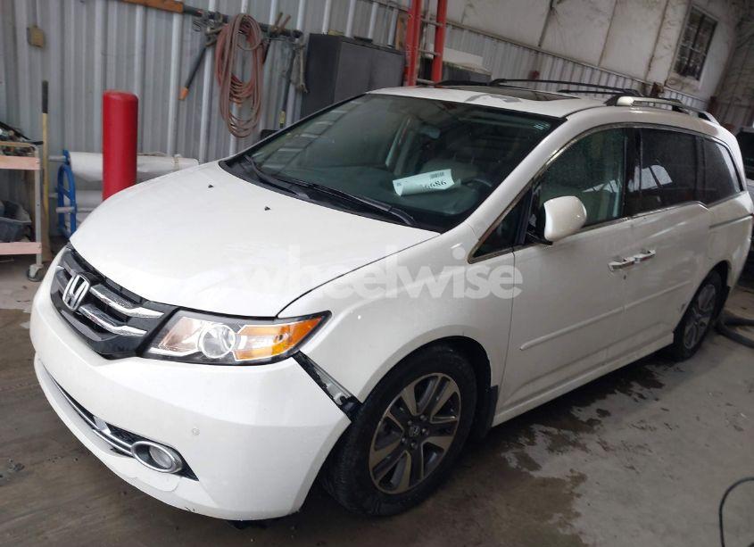 Photo 2 of 2014 Honda Odyssey TOURING/TOURING ELITE (VIN 5FNRL5H90EB065437)