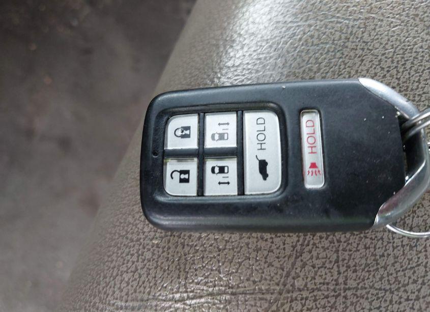 Photo 11 of 2014 Honda Odyssey TOURING/TOURING ELITE (VIN 5FNRL5H90EB117973)