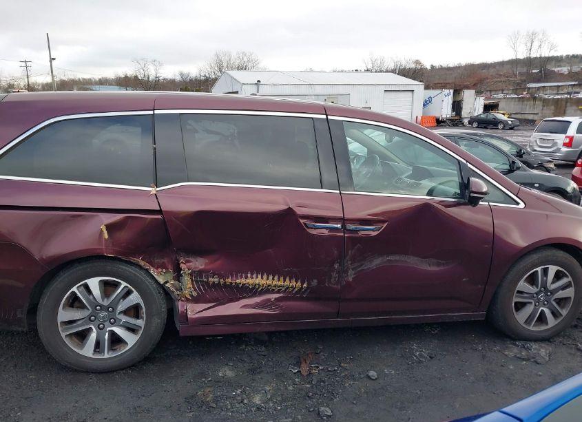Photo 13 of 2014 Honda Odyssey TOURING/TOURING ELITE (VIN 5FNRL5H90EB117973)