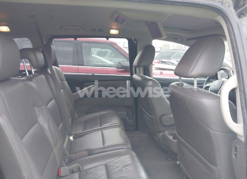 Photo 8 of 2015 Honda Odyssey TOURING/TOURING ELITE (VIN 5FNRL5H90FB050681)