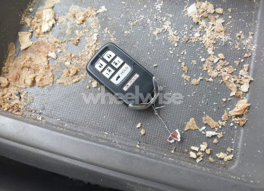 Photo 11 of 2015 Honda Odyssey TOURING/TOURING ELITE (VIN 5FNRL5H90FB065004)