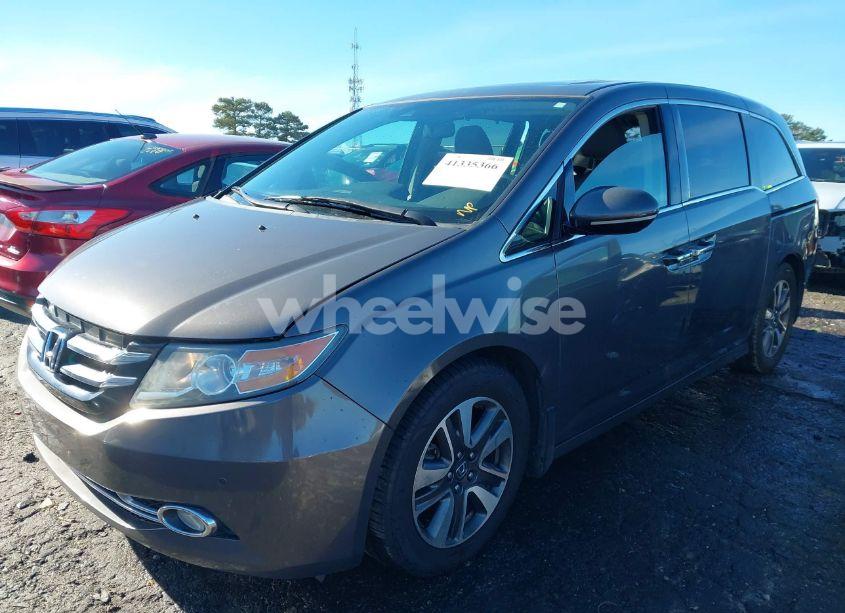 Photo 2 of 2016 Honda Odyssey TOURING/TOURING ELITE (VIN 5FNRL5H90GB069152)