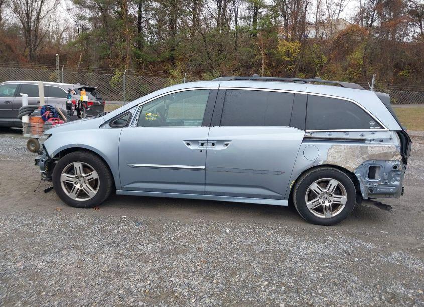 Photo 13 of 2011 Honda Odyssey TOURING/TOURING ELITE (VIN 5FNRL5H91BB014900)