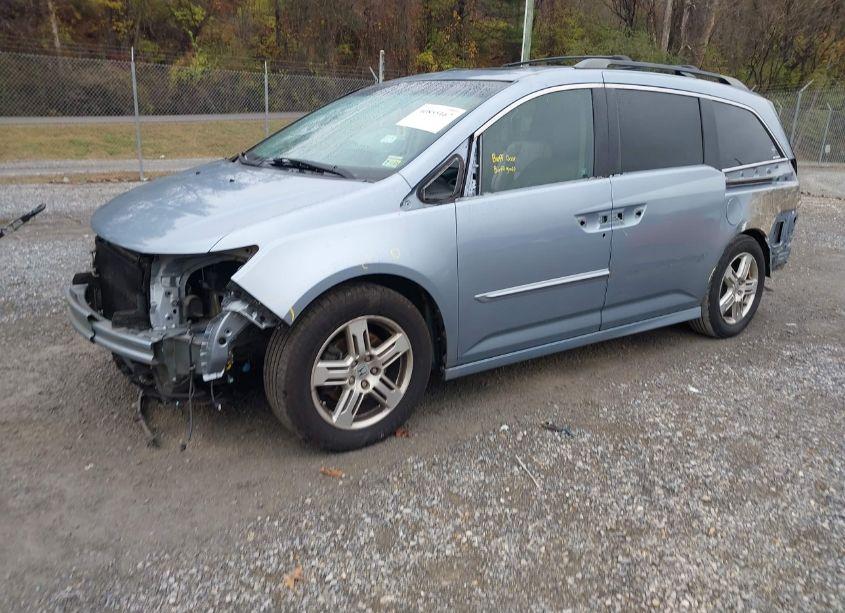 Photo 2 of 2011 Honda Odyssey TOURING/TOURING ELITE (VIN 5FNRL5H91BB014900)