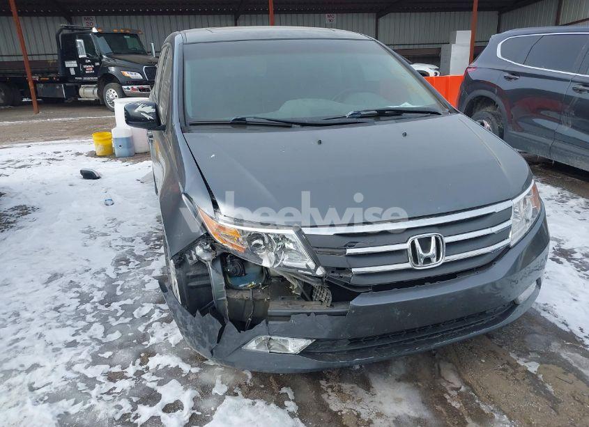 Photo 6 of 2011 Honda Odyssey TOURING/TOURING ELITE (VIN 5FNRL5H91BB016484)