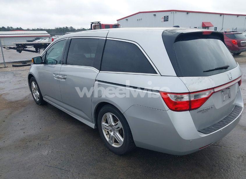 Photo 3 of 2011 Honda Odyssey TOURING/TOURING ELITE (VIN 5FNRL5H91BB019174)