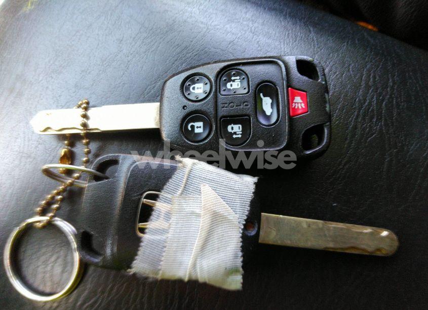 Photo 11 of 2011 Honda Odyssey TOURING/TOURING ELITE (VIN 5FNRL5H91BB027355)