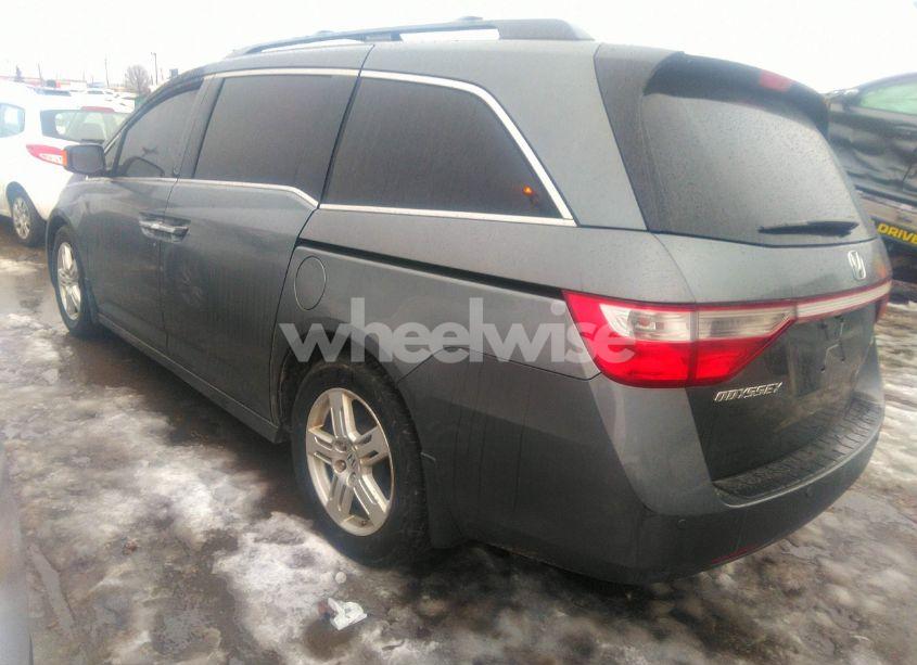 Photo 3 of 2011 Honda Odyssey TOURING/TOURING ELITE (VIN 5FNRL5H91BB027355)