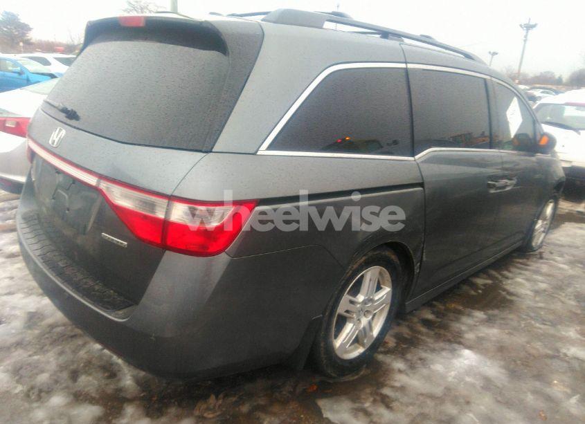 Photo 4 of 2011 Honda Odyssey TOURING/TOURING ELITE (VIN 5FNRL5H91BB027355)