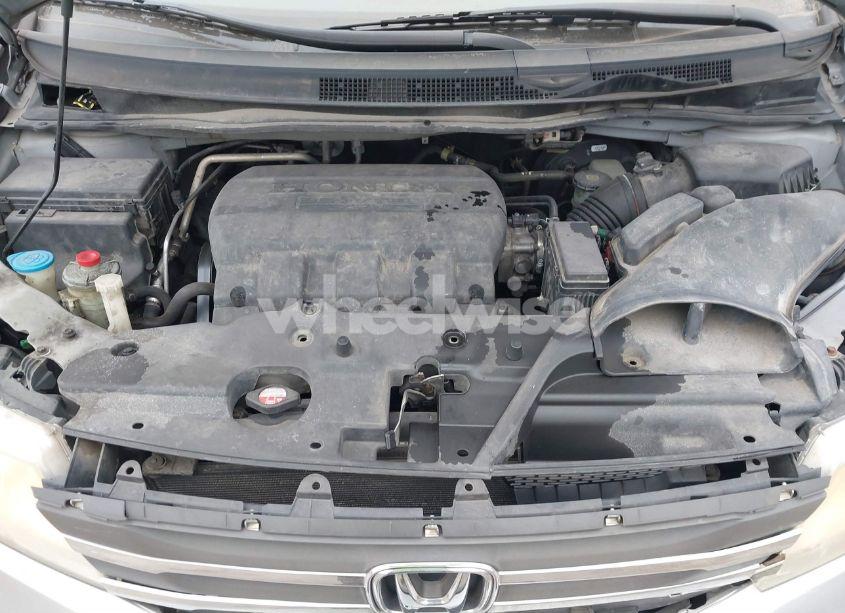 Photo 10 of 2011 Honda Odyssey TOURING/TOURING ELITE (VIN 5FNRL5H91BB047900)