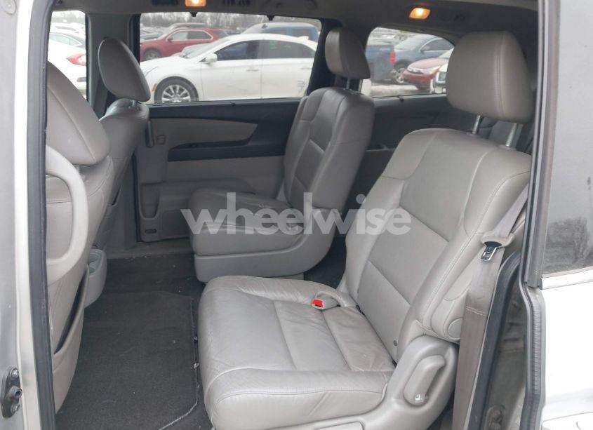 Photo 8 of 2011 Honda Odyssey TOURING/TOURING ELITE (VIN 5FNRL5H91BB047900)