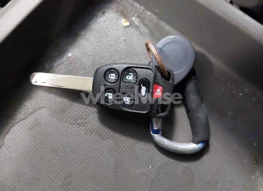 Photo 11 of 2011 Honda Odyssey TOURING/TOURING ELITE (VIN 5FNRL5H91BB055866)