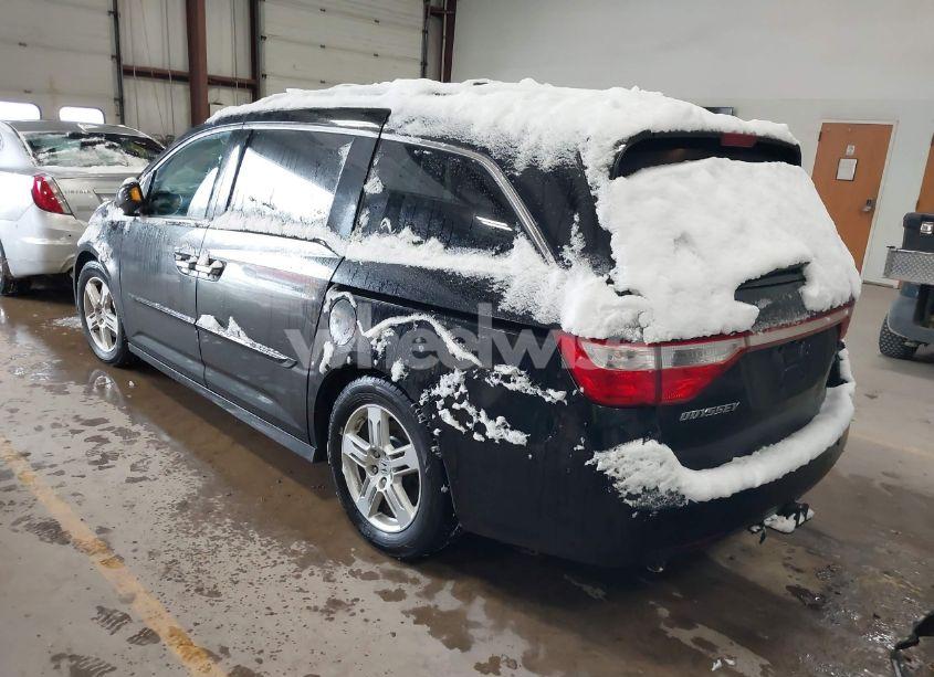 Photo 3 of 2011 Honda Odyssey TOURING/TOURING ELITE (VIN 5FNRL5H91BB055866)