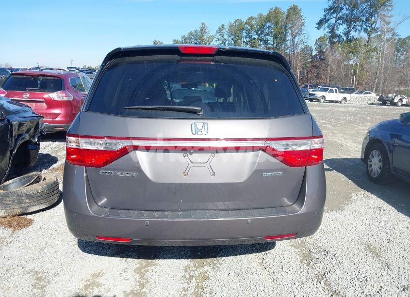 Photo 16 of 2011 Honda Odyssey TOURING/TOURING ELITE (VIN 5FNRL5H91BB102376)