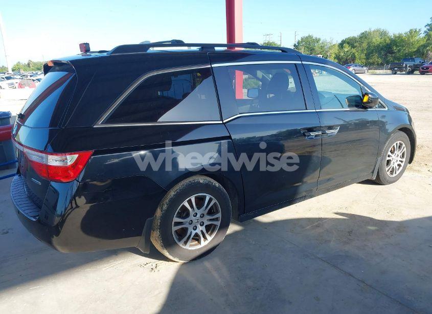 Photo 4 of 2011 Honda Odyssey TOURING/TOURING ELITE (VIN 5FNRL5H91BB104905)