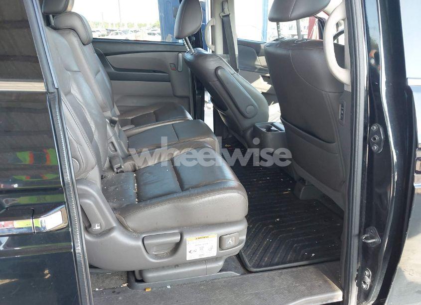 Photo 8 of 2011 Honda Odyssey TOURING/TOURING ELITE (VIN 5FNRL5H91BB104905)